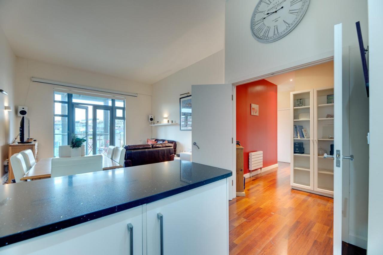 Crown Apartments 3B By Week2Week ニューカッスル・アポン・タイン エクステリア 写真